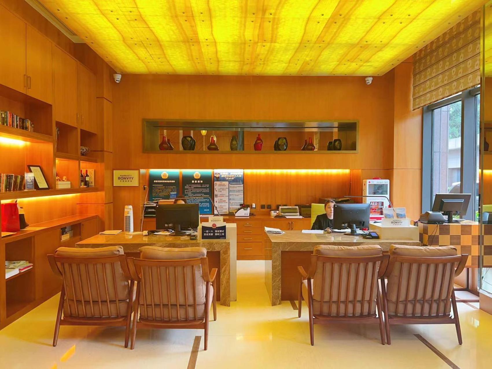 The Sandalwood Beijing Marriott Executive Apartments Exteriör bild